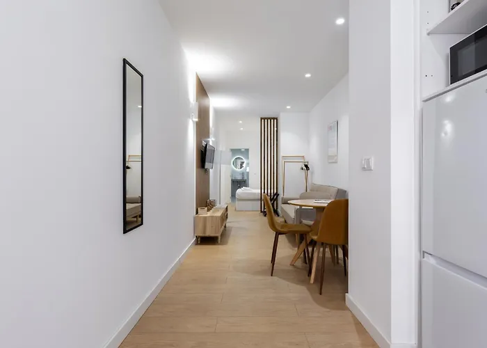 Vlc Host - San Jacinto Apartment
