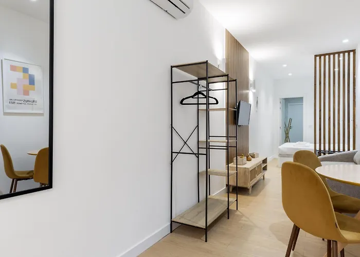 Vlc Host - San Jacinto Apartment