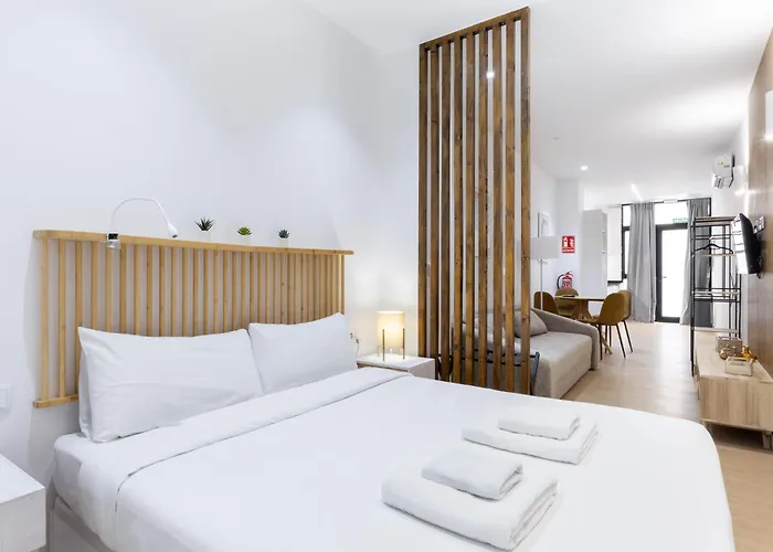 Vlc Host - San Jacinto Apartment